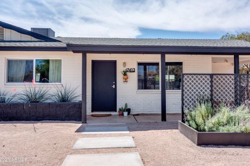 7413 Moreland St, Scottsdale, AZ 85257-4038