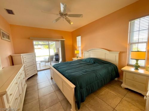 3746 6th Ave, Cape Coral FL  33904-5203 exterior