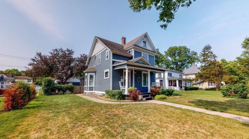 1715 5th St, Red Wing, MN 55066-2006