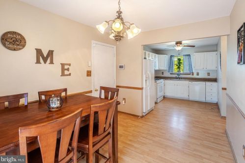 5624 Reardon Ln, Woodbridge VA  22193-3756 exterior