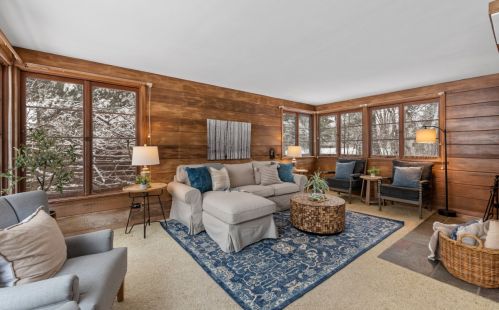 13530 Lakewood Dr, Thiensville WI  53097-2412 exterior