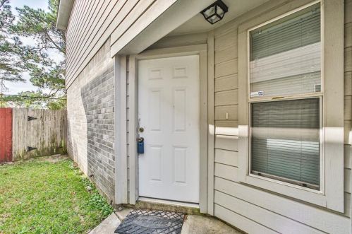 14820 Welbeck Dr, Channelview TX  77530-2018 exterior