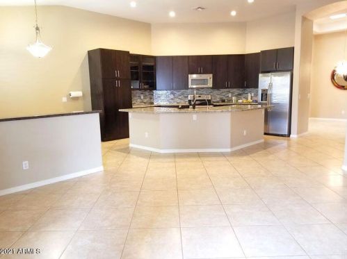 1664 Del Rio St, Chandler, AZ 85225-5336