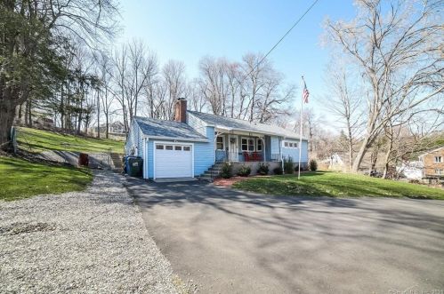 21 Three Mile Hill Rd, Waterbury, CT 06762-2102