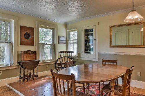 18 High St, Keene NH  03431-3025 exterior