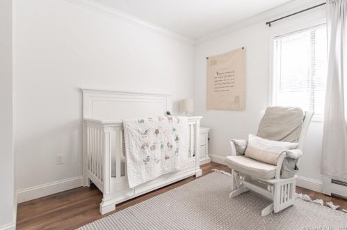 29 Carriage House Dr, Danbury CT  06810-8206 exterior