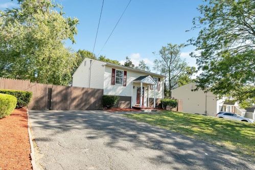 866 Reservoir Ave, Bridgeport, CT 06606-3960