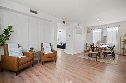 27636 Elk Ridge Rd, Santa Clarita, CA 91384-4108