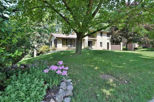 486 Skyline Blvd, Green Bay, WI 54302-4045