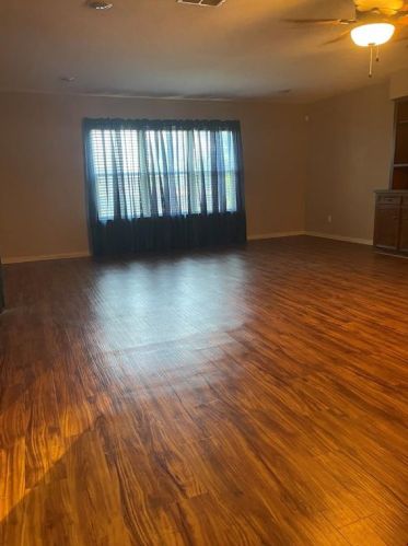 916 La Villeta St, Fallon, TX 76667-2206