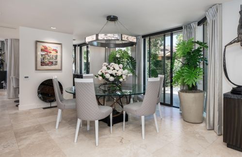 14 Cromwell Ct, Rancho Mirage CA  92270-2584 exterior