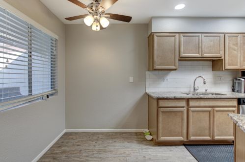 10947 Coggins Dr, Sun City AZ  85351-3346 exterior
