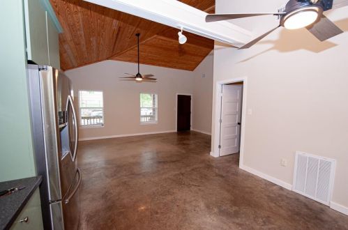 1212 10th St, Austin TX  78702-2657 exterior