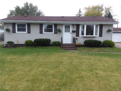 3432 Emerling Dr, Buffalo, NY 14219-2226