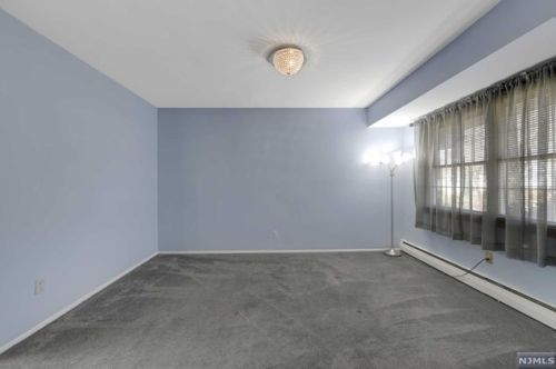 1 Prince Rd, Parsippany NJ  07054-4822 exterior