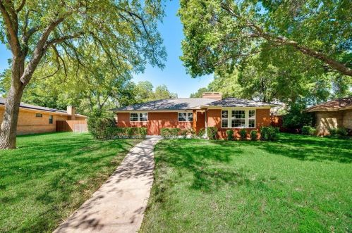 4939 Clear Creek Rd, Dallas, TX 75232-1313