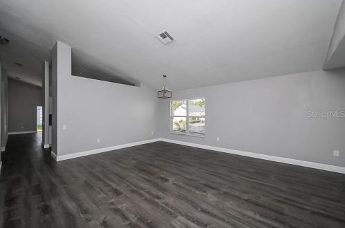 1759 Biarritz Cir, Tarpon Springs, FL 34689-6235