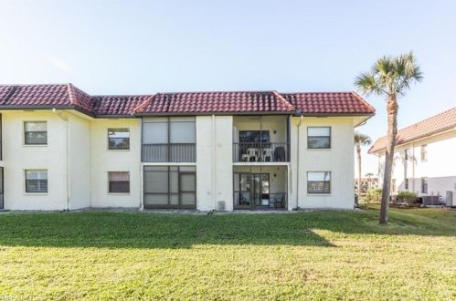 4258 27th Ct, Naples FL  34116-7941 exterior