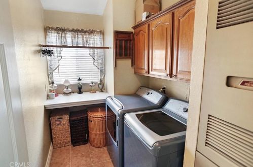 20055 Canyon View Dr, Santa Clarita CA  91351-5724 exterior