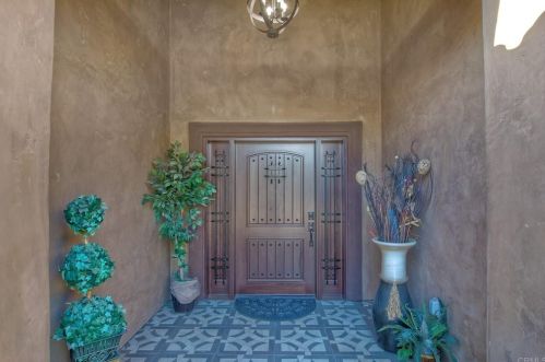 2520 Buena Creek Rd, Vista, CA 92084