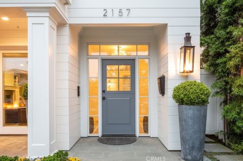 2157 Ocean Blvd, Newport Beach, CA 92661-1522