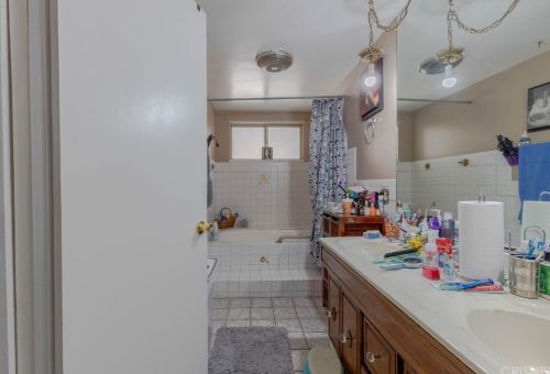 458 Lingard St, Lancaster CA 93535-3121 exterior