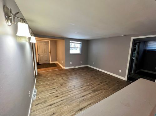 1601 Doddridge Ave, Scanlon MN  55720-2429 exterior