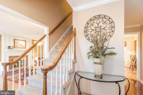9 Brentwood Pl, Southampton, PA 18966-2643
