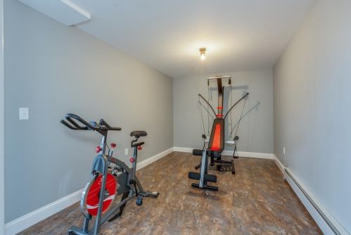 875 Valley Rd, Washington NH  03280-3122 exterior