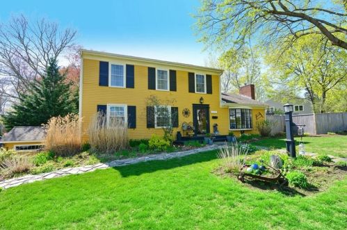 103 Knollwood Ave, Warwick, RI 02818-3102