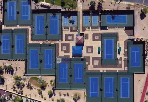 22209 Las Brizas Ln, Sun City AZ 85375-2858 exterior