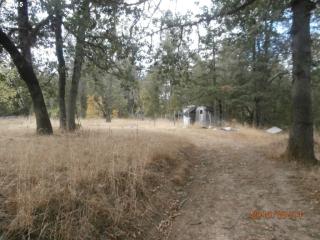 183 Greenhill Dr, Roseburg, OR 97471-9095