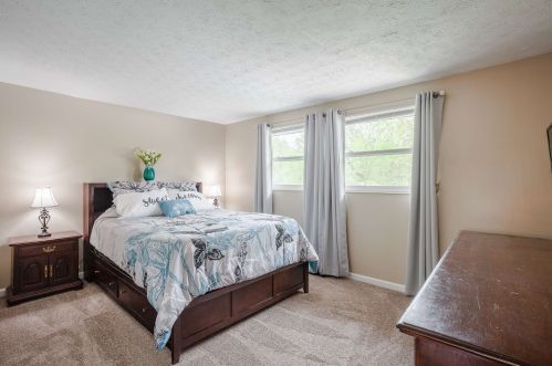 6025 Spicewood Ave, Florence KY  41042-1328 exterior