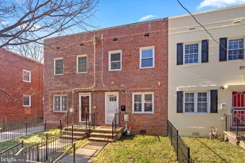 1523 1st St, Washington, DC 20024-3411