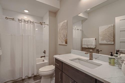 1140 Cook St, Denver CO 80205-5010 exterior