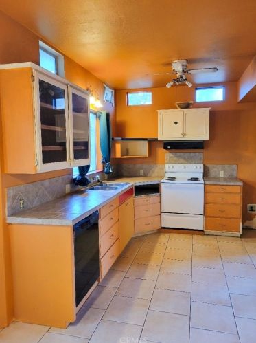 103 Tunis St, Lakeport CA  95453-4605 exterior