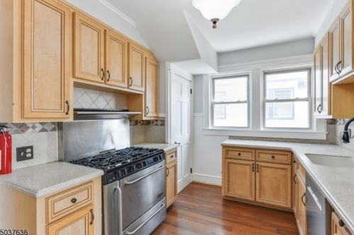 38 Beechwood Pl, Industrial Hillside NJ  07205-2810 exterior