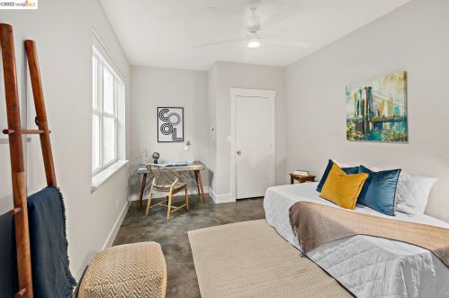 3214 Ettie St, Oakland CA  94608-4016 exterior