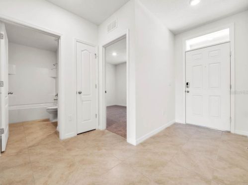 552 Honey Bell Rd, Winter Haven, FL 33880-2165