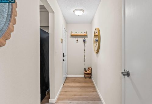 2278 Alexian Dr, San Jose CA  95116-1923 exterior