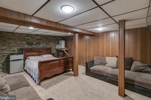 8218 Cadwalader Ave, Melrose Park PA  19027-2406 exterior