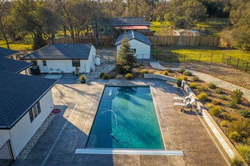6331 Melody Ln, Newcastle CA  95658-9646 exterior
