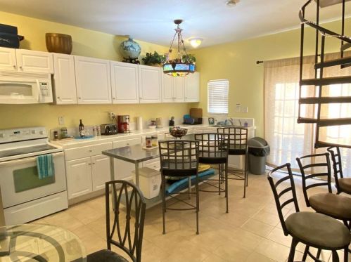 1513 23rd St, Galveston TX 77550-5396 exterior