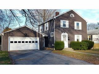 21 Fairlawn St, Cranston RI  02910-2312 exterior