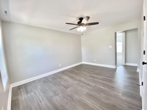 7706 Manor Ave, Hammond IN  46321-1023 exterior