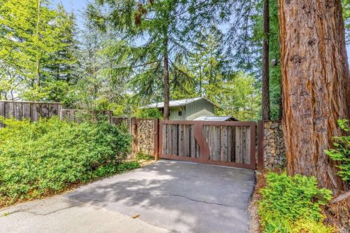 9787 Mill Station Rd, Sebastopol, CA 95472-9622