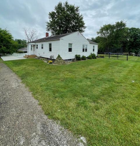595 Military Rd, Zanesville, OH 43701-6480