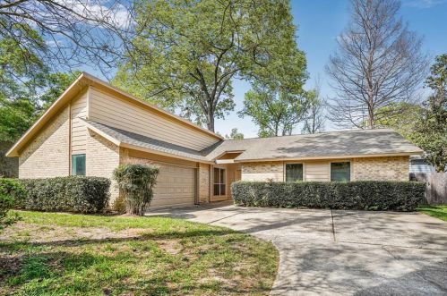 3203 Silver Falls Dr, Humble TX  77339-1939 exterior