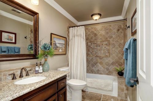 111 Pheasant Ln, Folsom CA exterior