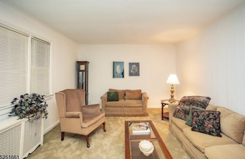 9 Rich St, Irvington NJ  07111-2020 exterior